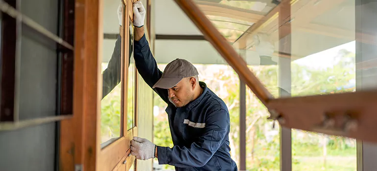 Double Hung Vinyl Window Sash Replacement in Pinellas Park, FL